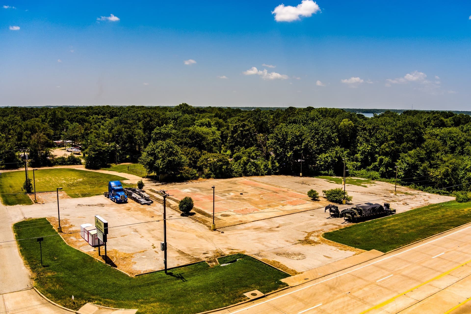 1.34 acres in Henderson County - photo 4