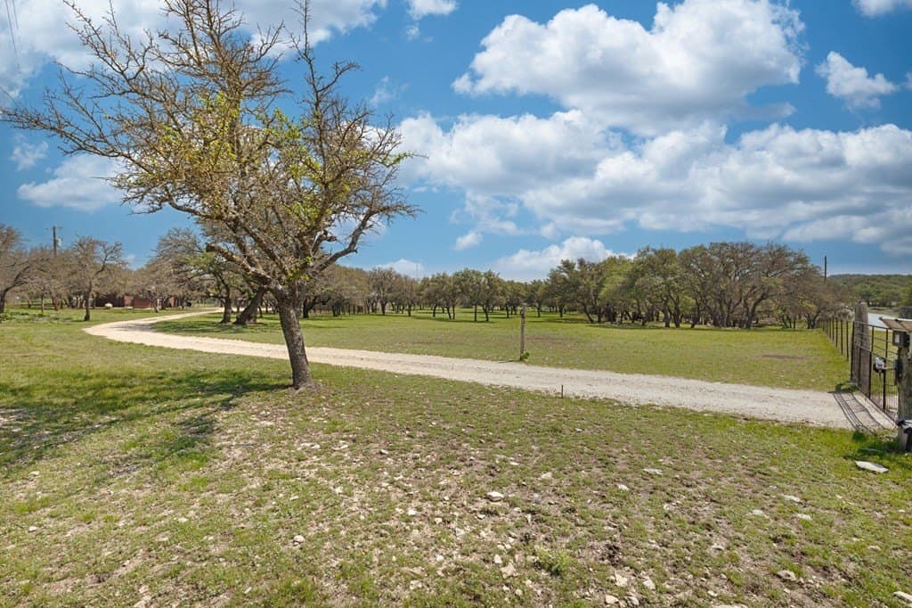 5 acres in Kimble County gallery image 3