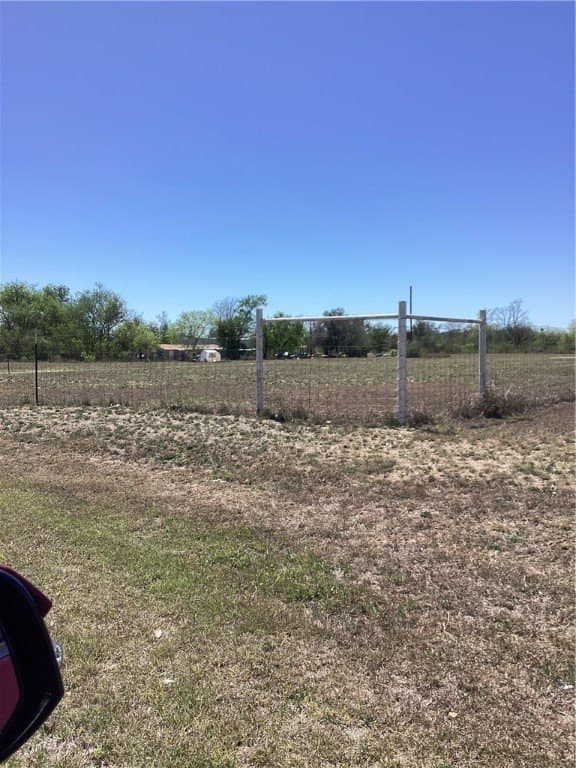 2.65 acres in Duval County gallery image 3