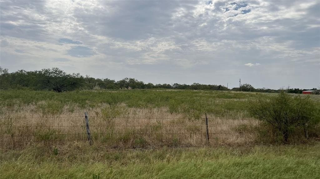 5.03 acres in Denton County gallery image 3