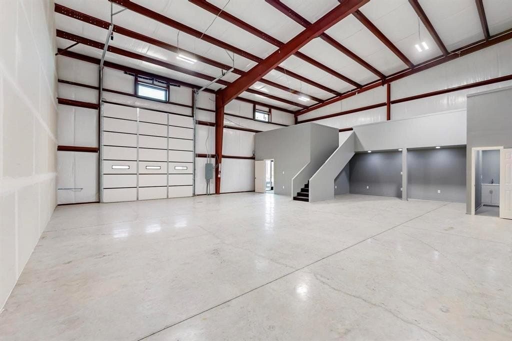 11.79 acres in Tarrant County gallery image 4