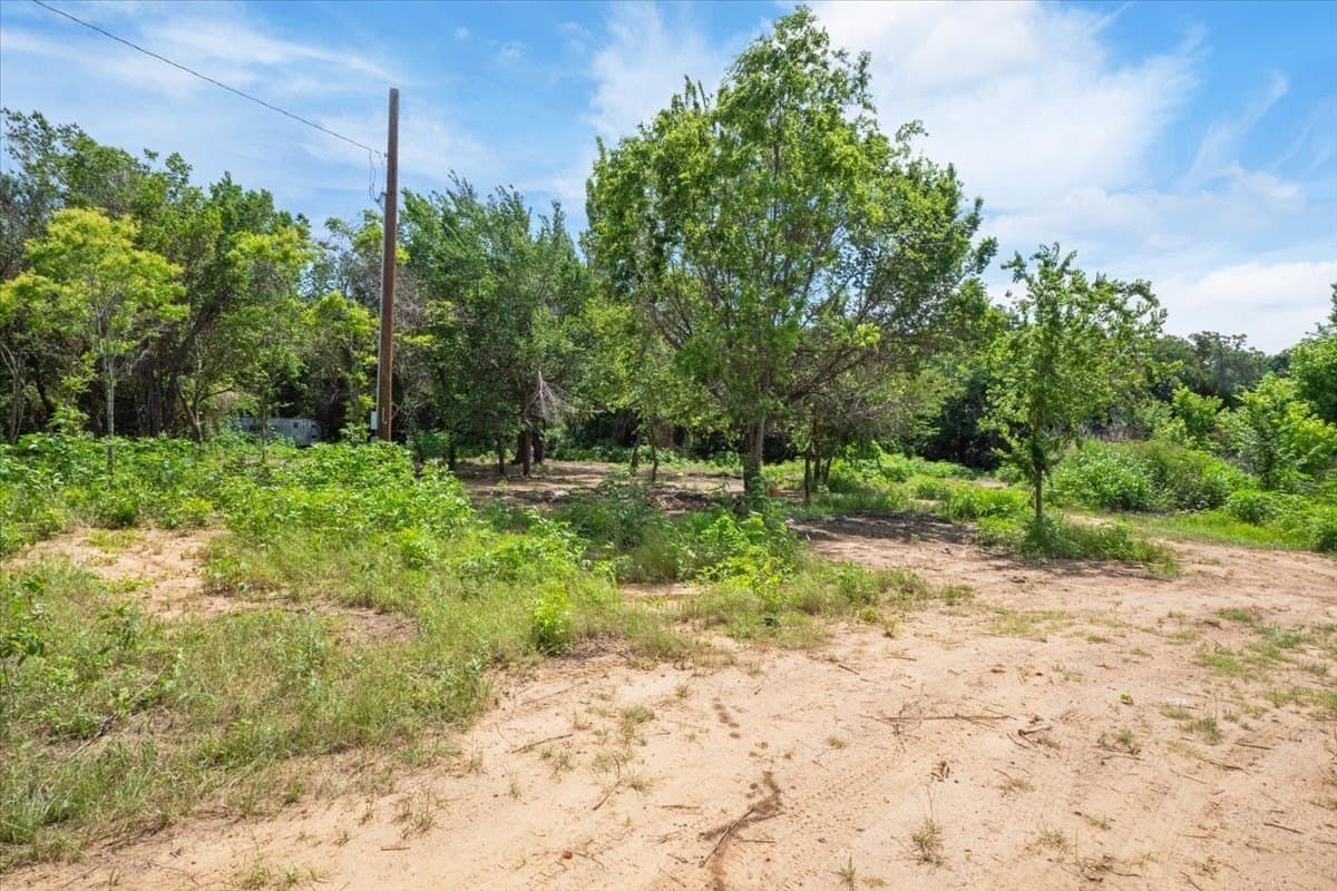 2.36 acres in Wise County - photo 4