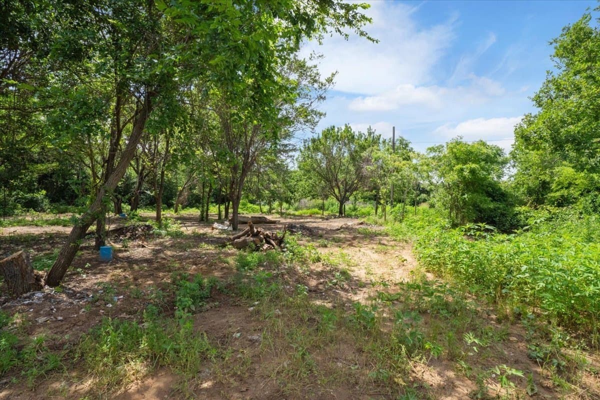 2.36 acres in Wise County - photo 5