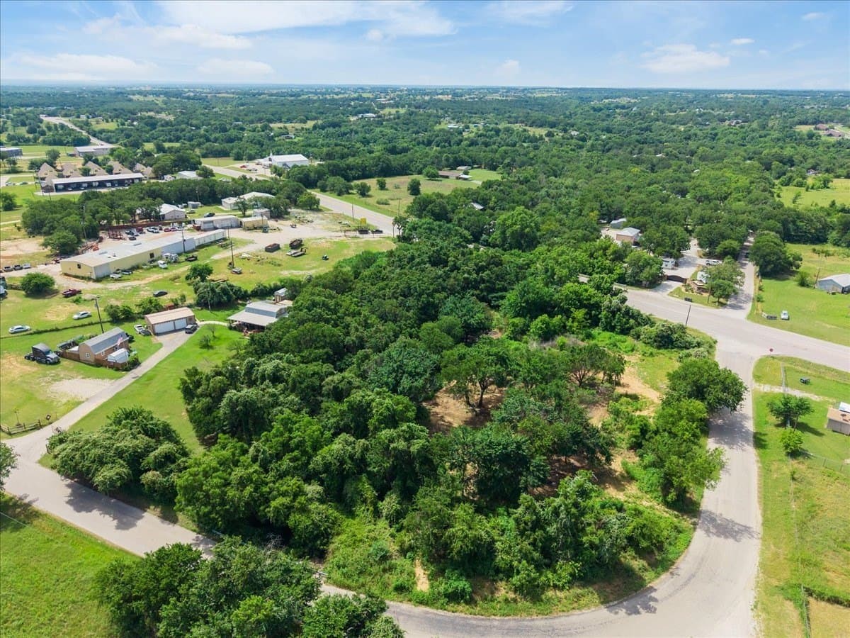 2.36 acres in Wise County - photo 10