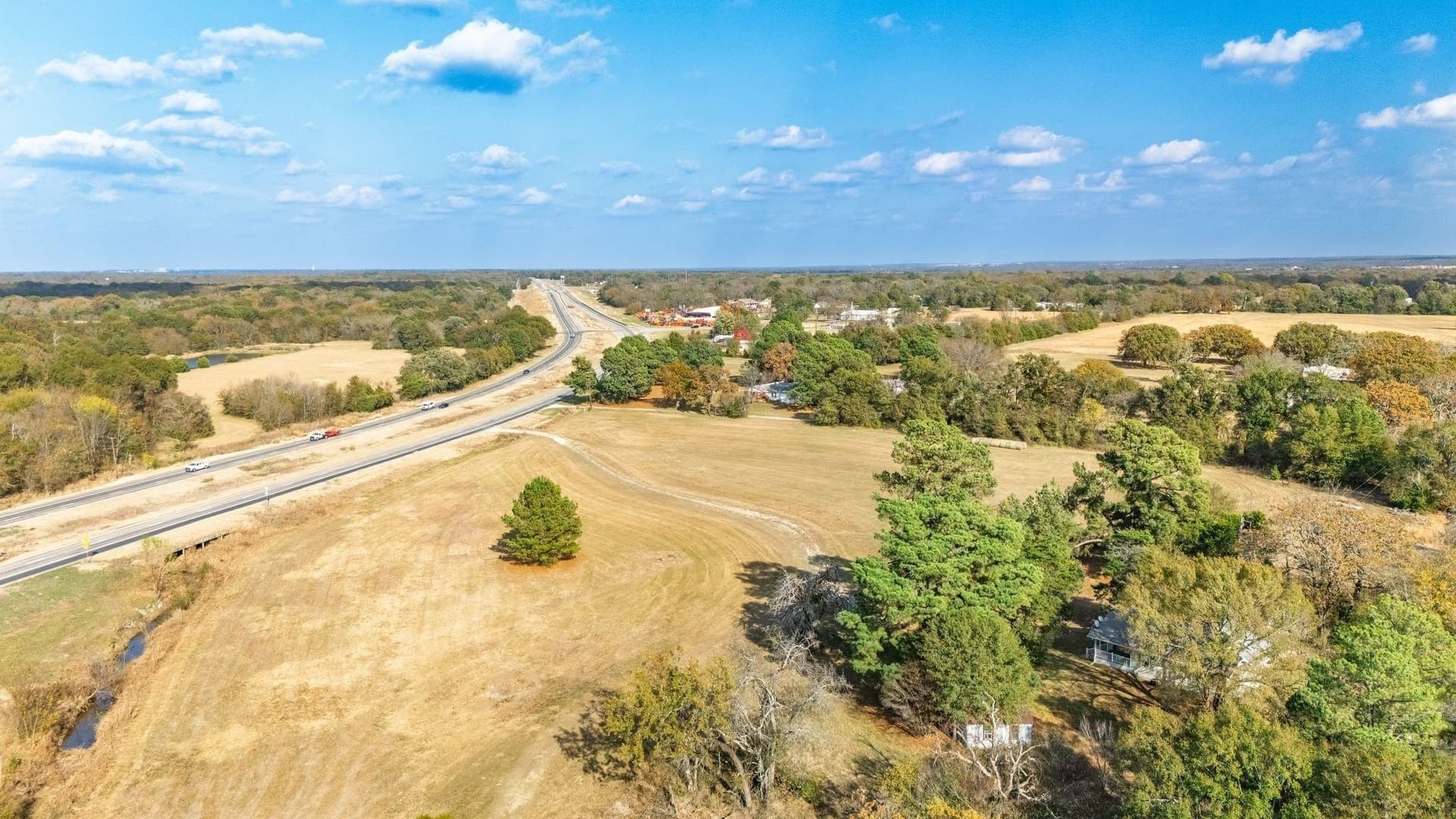 54.88 acres in Hunt County - photo 29