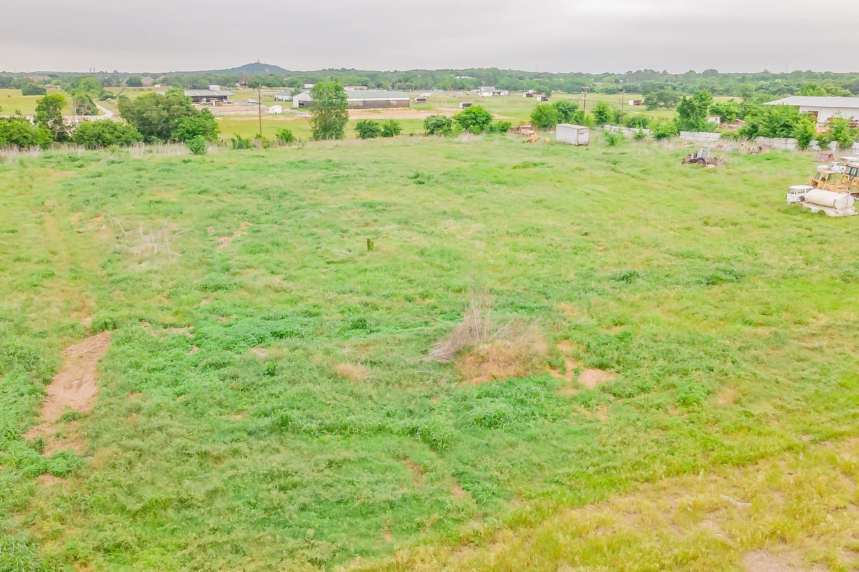 4.87 acres in Johnson County - photo 3