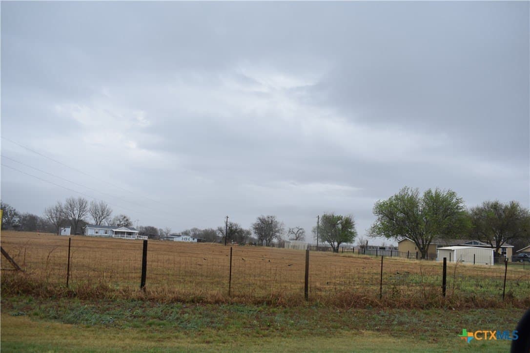 1 acres in Guadalupe County