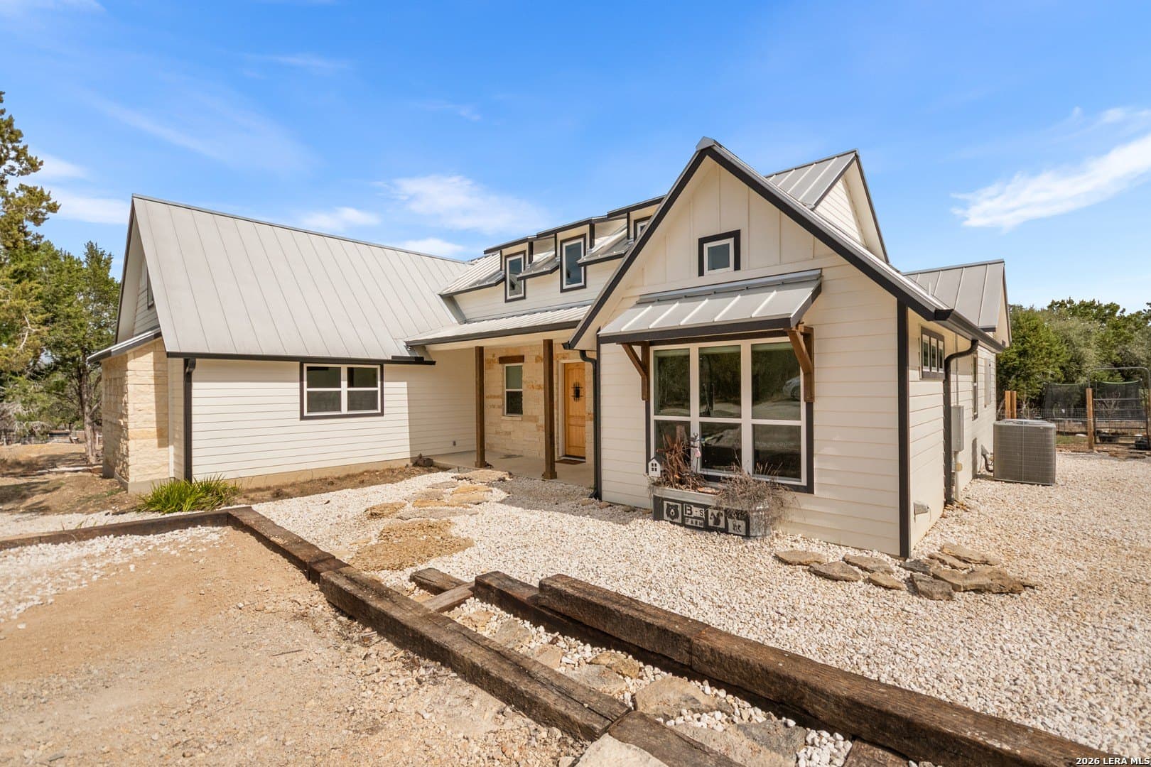 13.46 acres in Bandera County gallery image 2