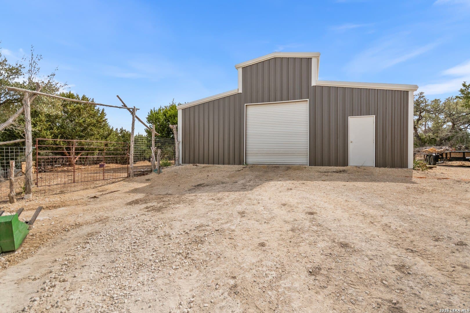13.46 acres in Bandera County - photo 44
