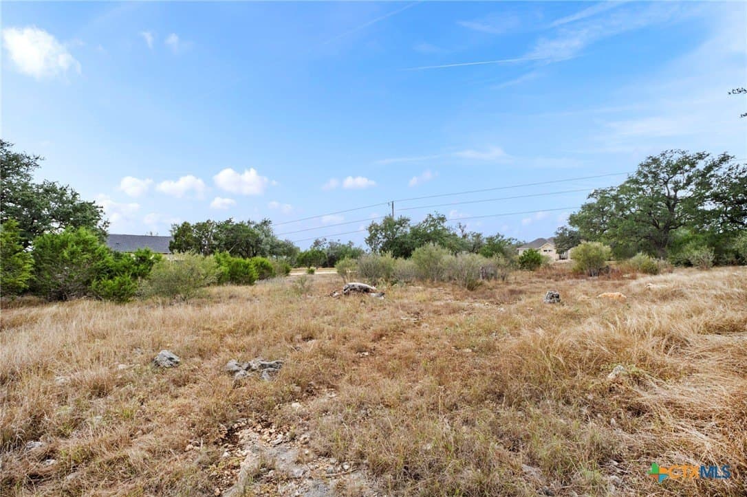 1.42 acres in Comal County gallery image 2