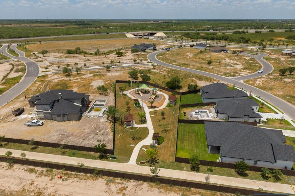 0.2 acres in Cameron County - photo 8