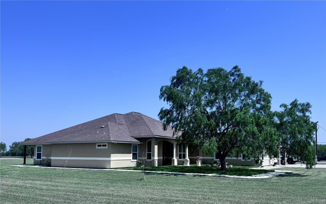 11.01 acres in Jim Wells County gallery image 2