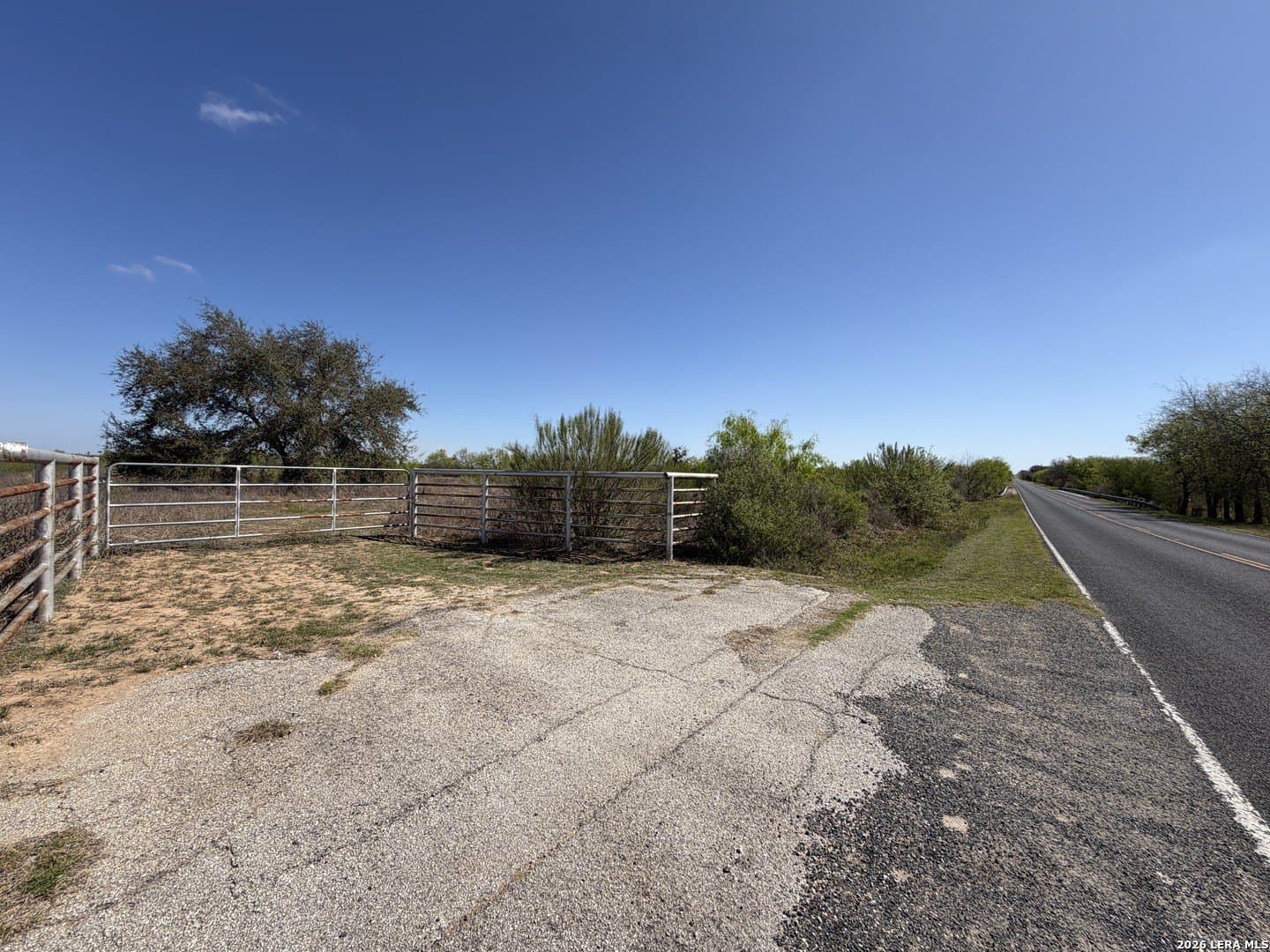 10 acres in Bexar County - photo 39