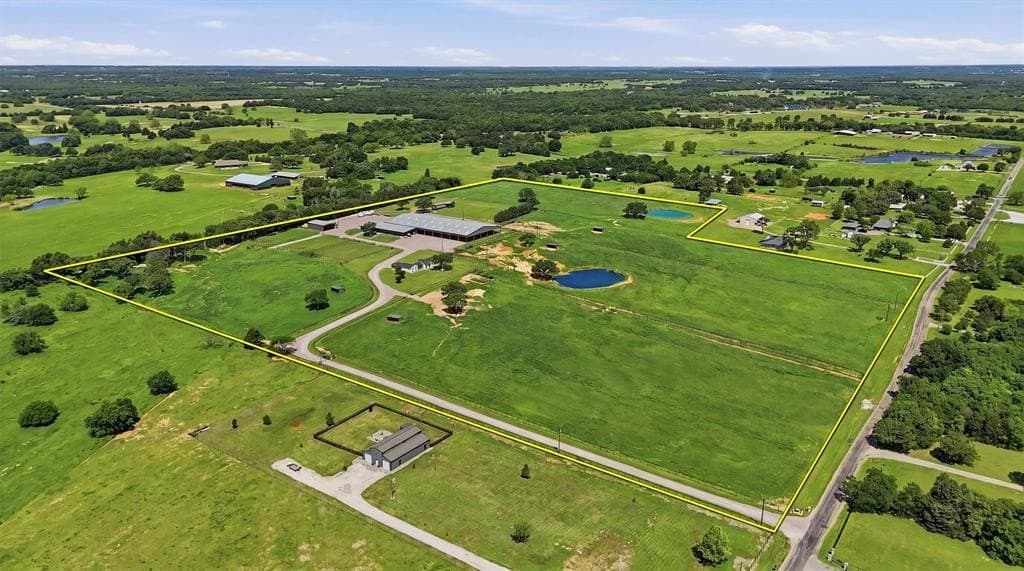 37.66 acres in Grayson County gallery image 2