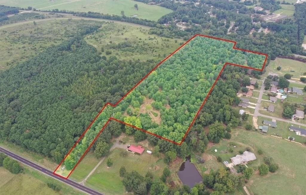 21.7 acres in Camp County