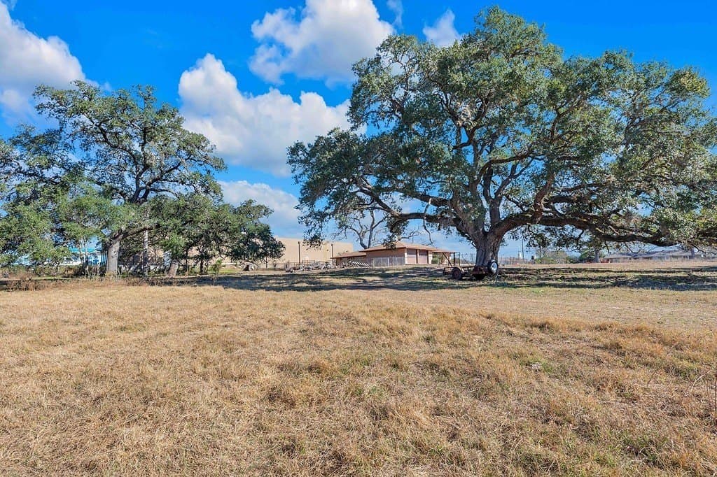 8.04 acres in Fayette County - photo 27