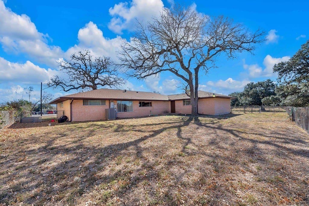 8.04 acres in Fayette County gallery image 4