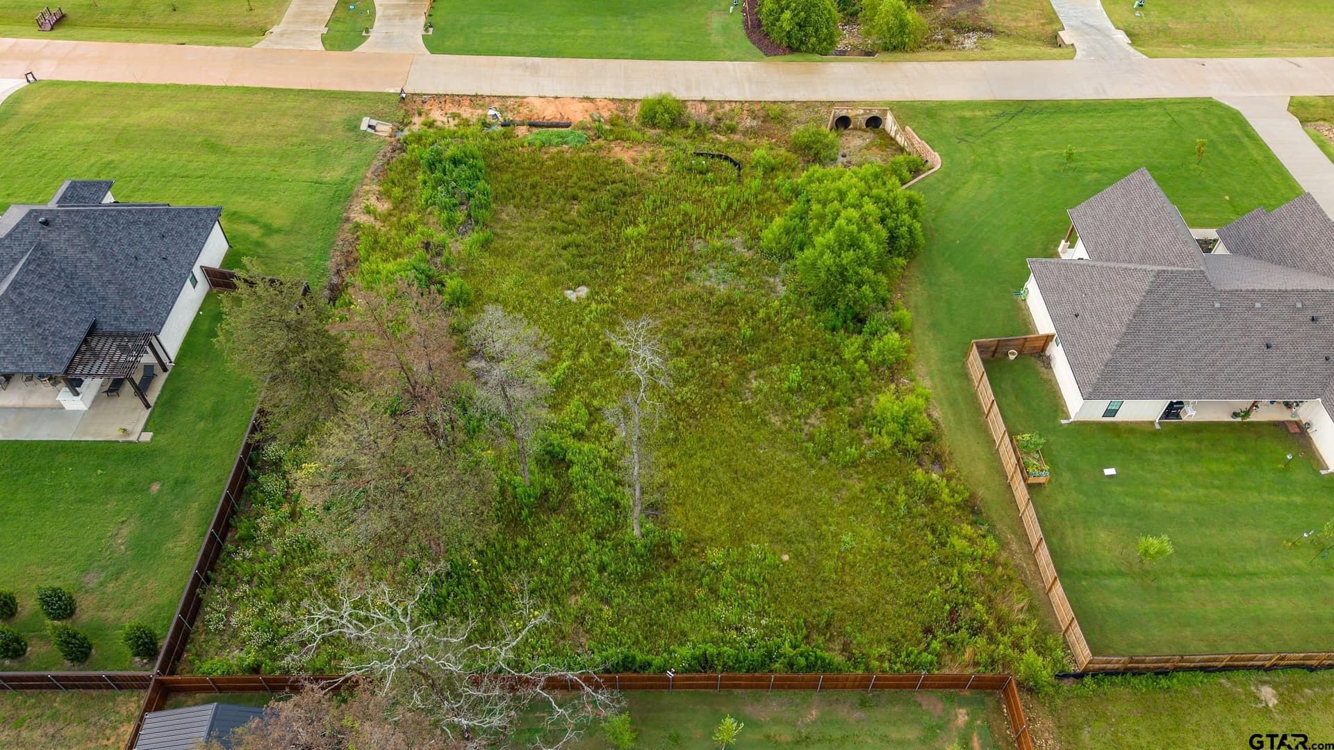 0.5 acres in Smith County featured view
