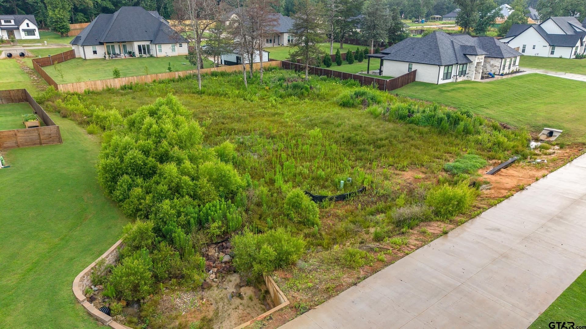 0.5 acres in Smith County