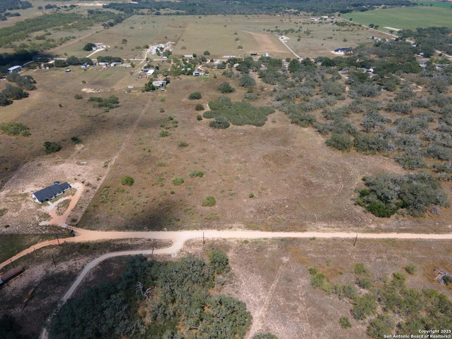 10.74 acres in Atascosa County gallery image 3