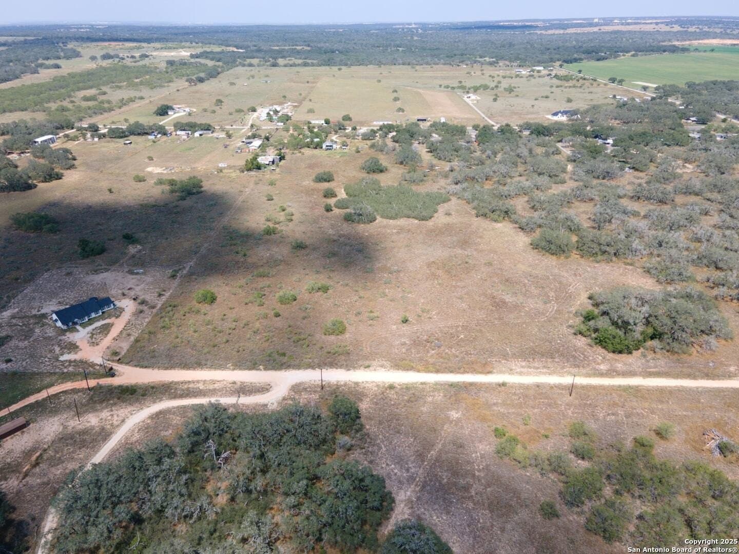 10.74 acres in Atascosa County gallery image 2
