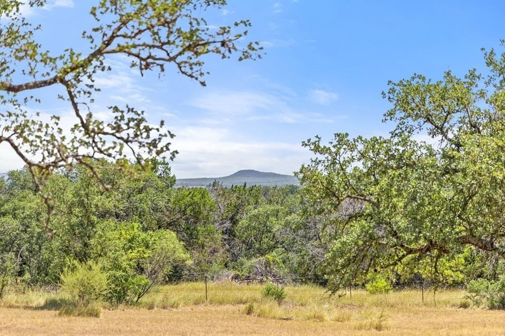 2.07 acres in Blanco County gallery image 2
