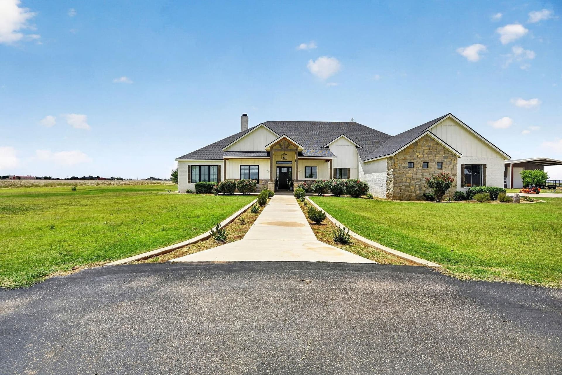 10 acres in Lubbock County