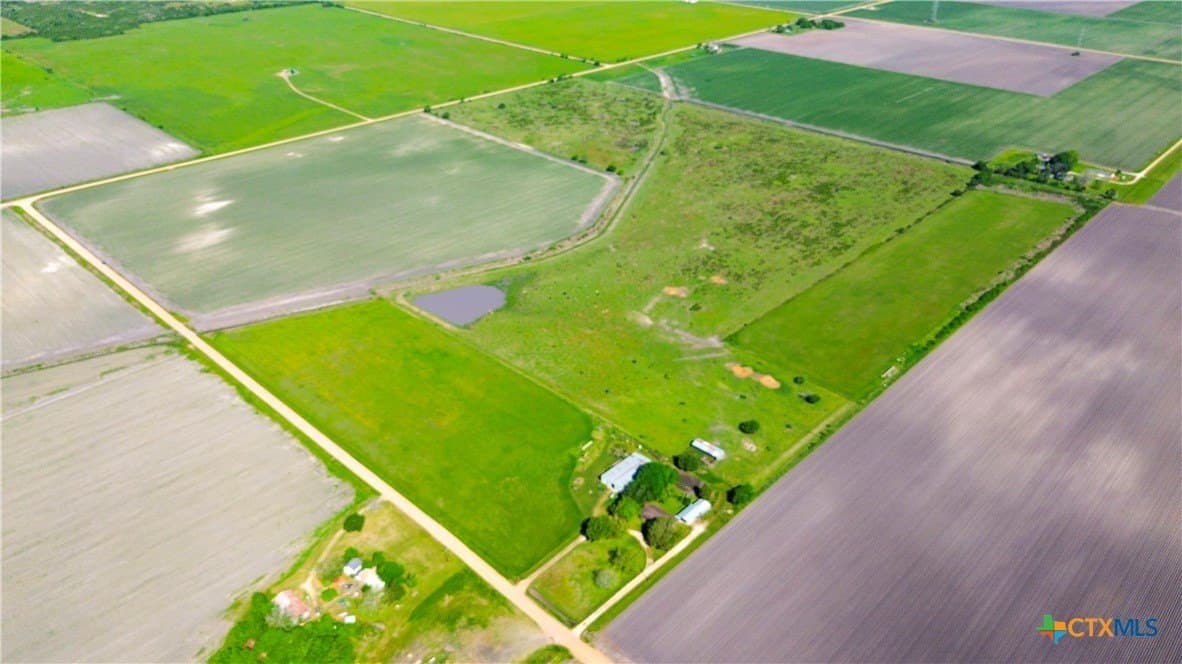 11 acres in Wharton County gallery image 2