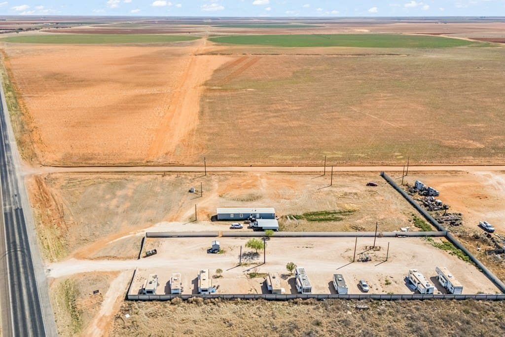 2.5 acres in Terry County gallery image 4