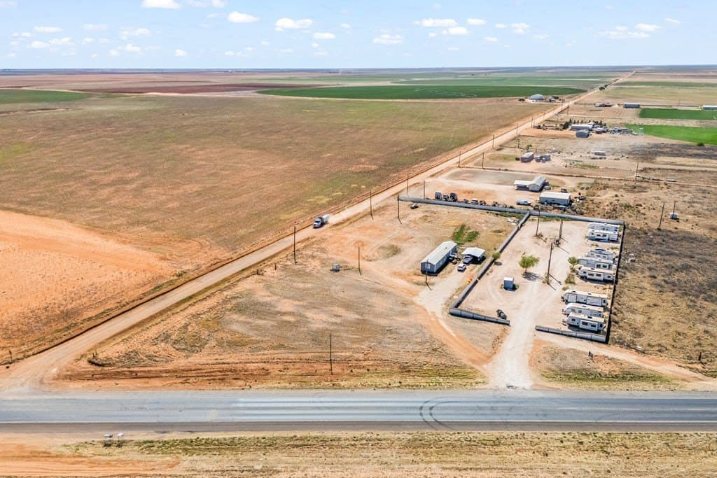 2.5 acres in Terry County gallery image 3