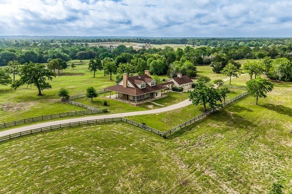 10 acres in Washington County