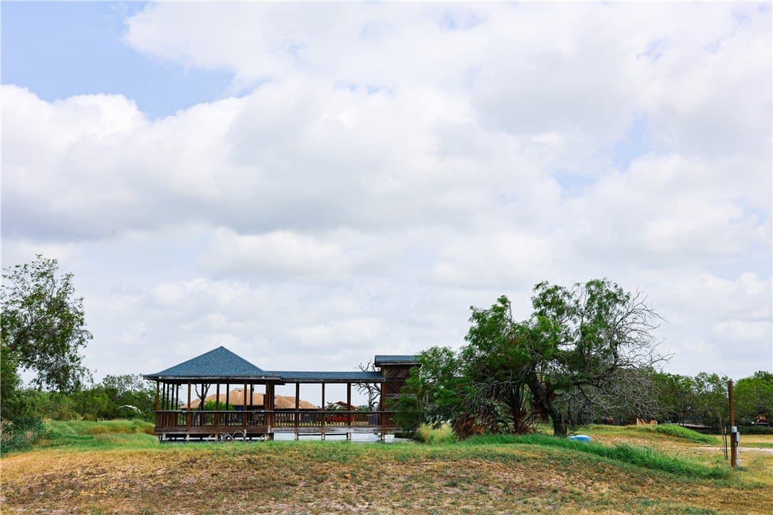 4.11 acres in Jim Wells County gallery image 2