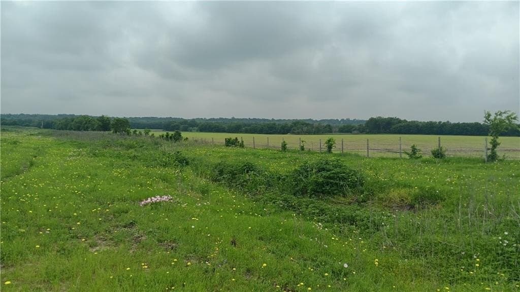 34 acres in Falls County