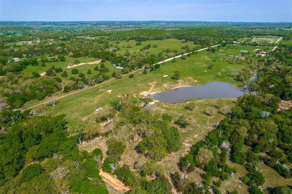 11 acres in Cooke County