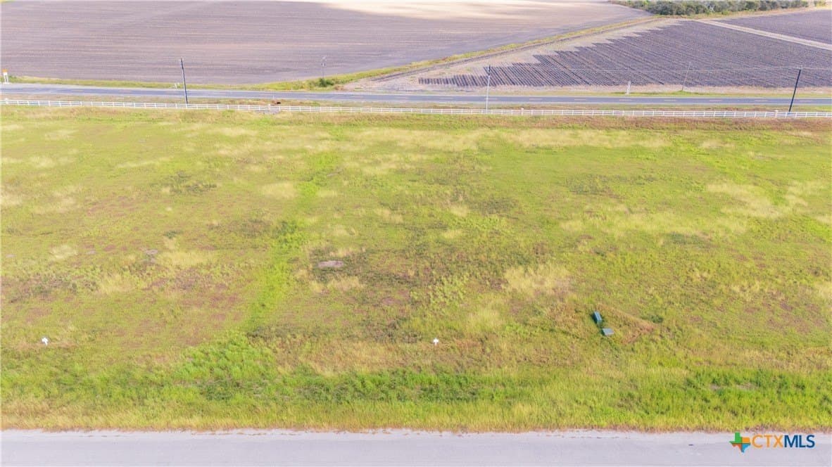 0.83 acres in Calhoun County - photo 5