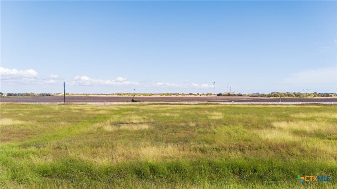 0.83 acres in Calhoun County - photo 3