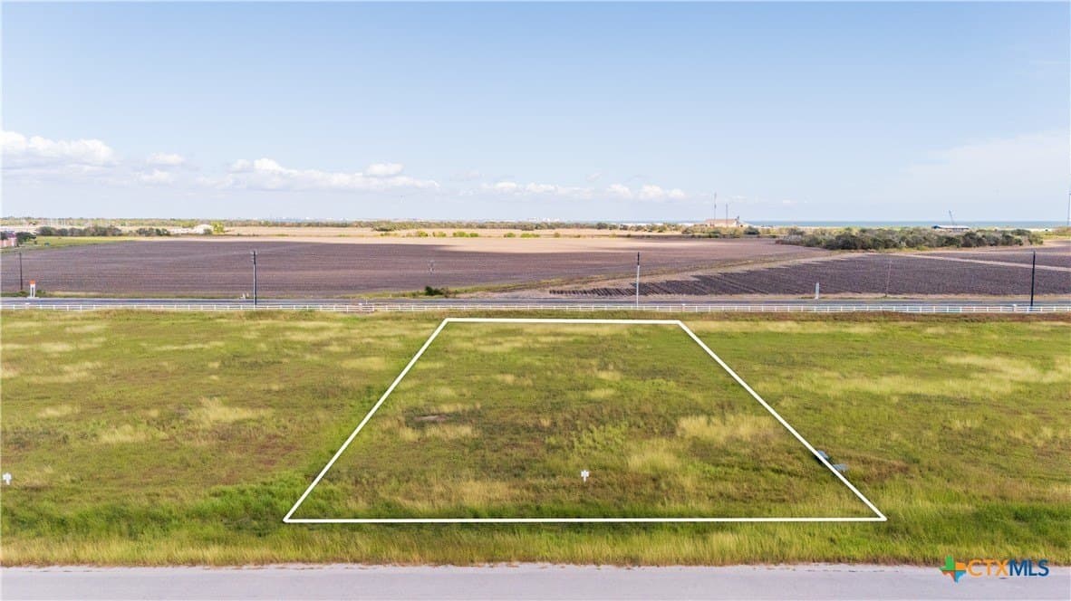 0.83 acres in Calhoun County - photo 2