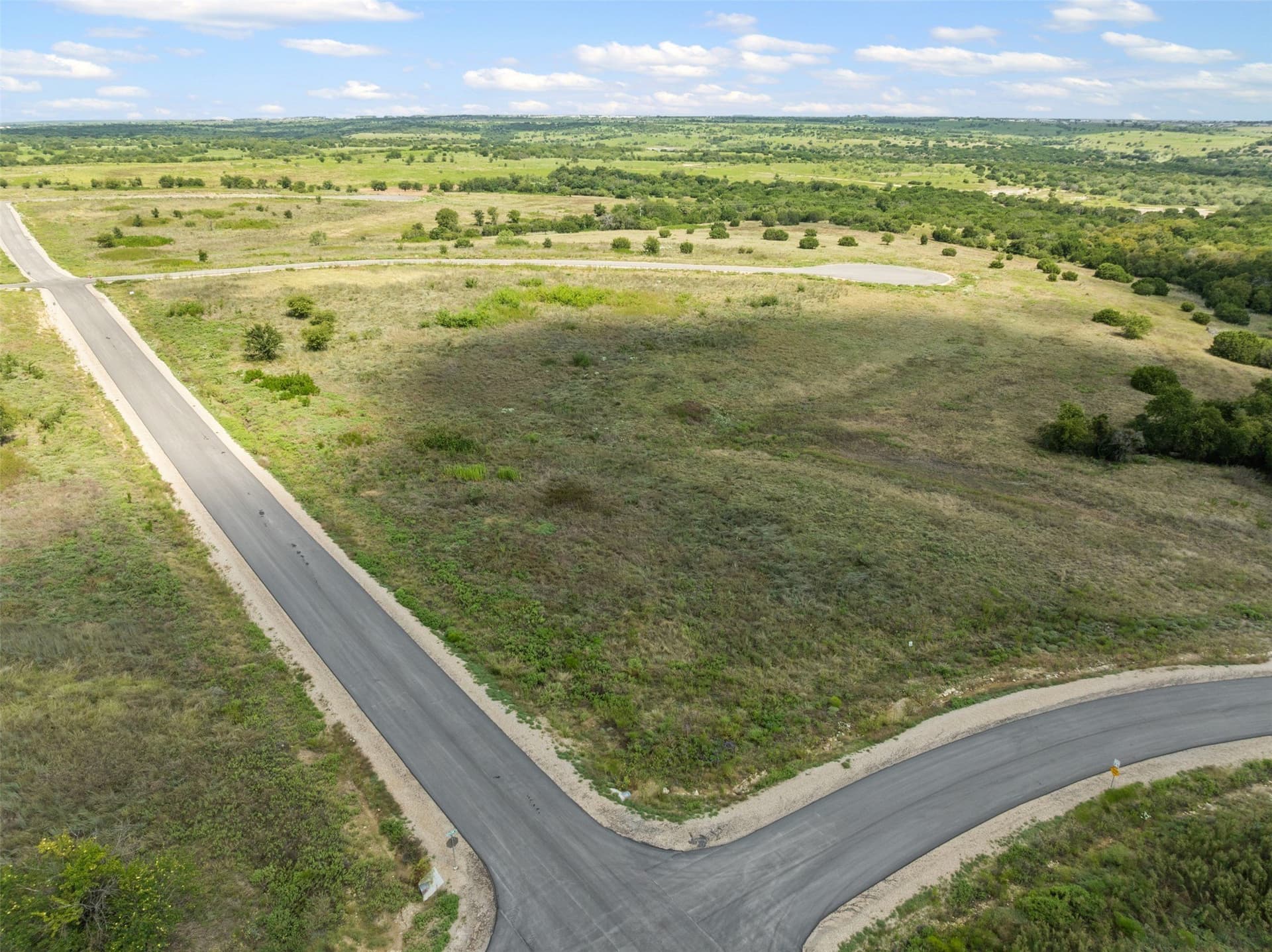 1.94 acres in Hood County gallery image 3