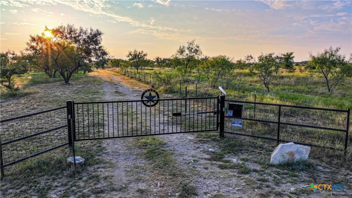 45.1 acres in Lampasas County gallery image 4