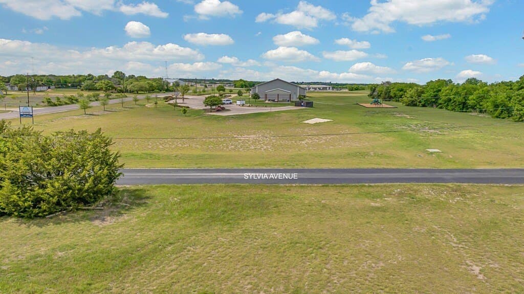 0.99 acres in McLennan County - photo 9