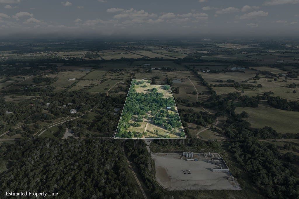 21.89 acres in Fayette County - photo 18