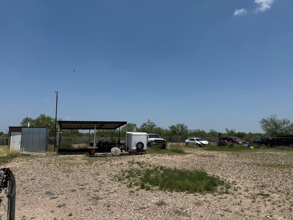 14,000 acres in Maverick County gallery image 3