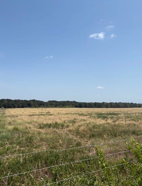 11.1 acres in Hill County