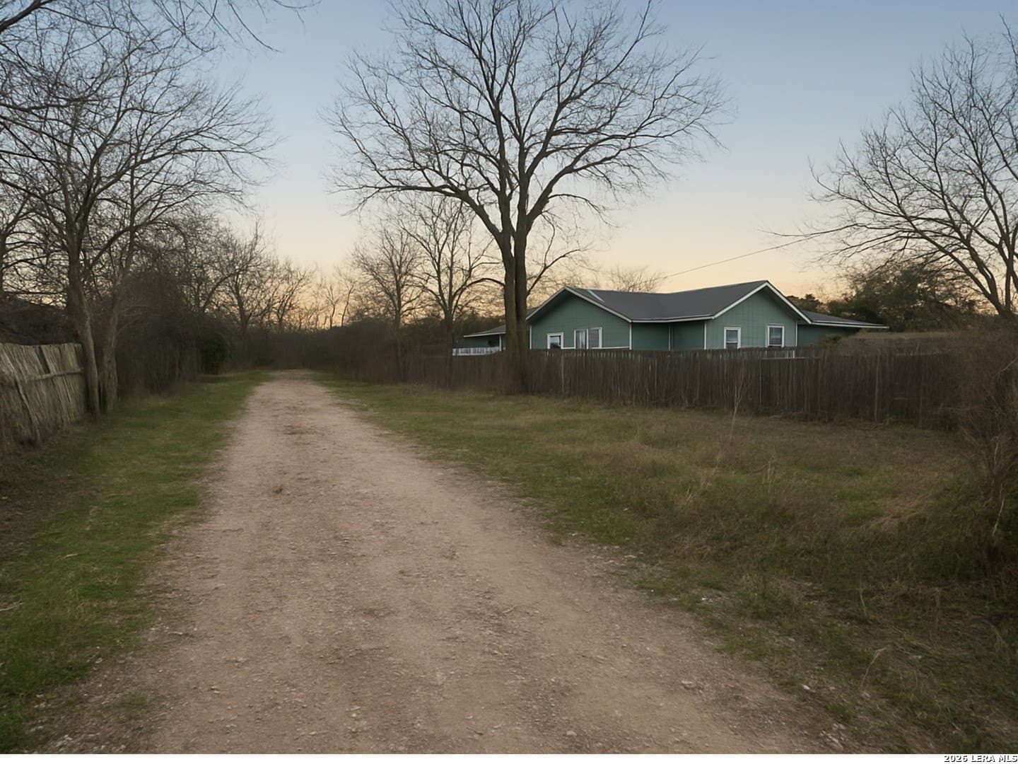 0.2 acres in Bexar County gallery image 3