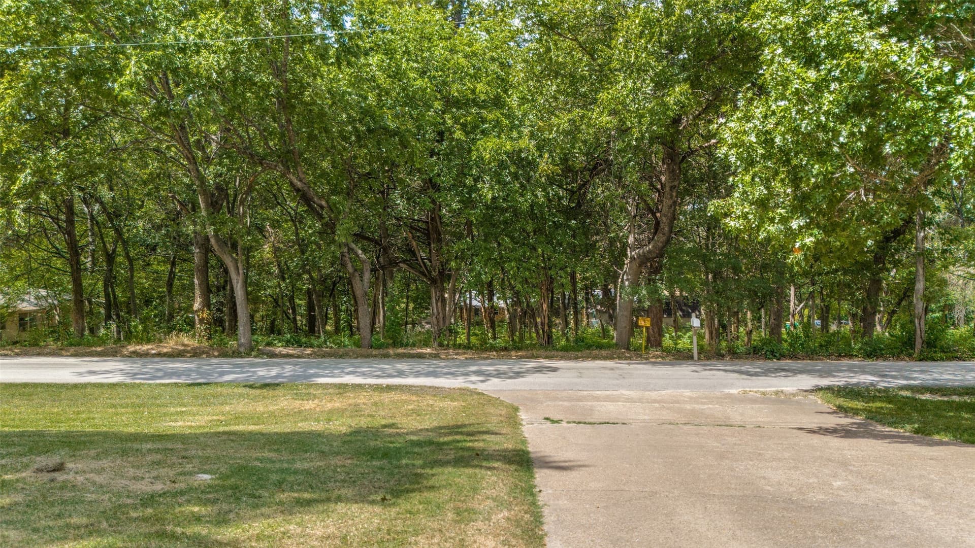 0.26 acres in Dallas County - photo 4