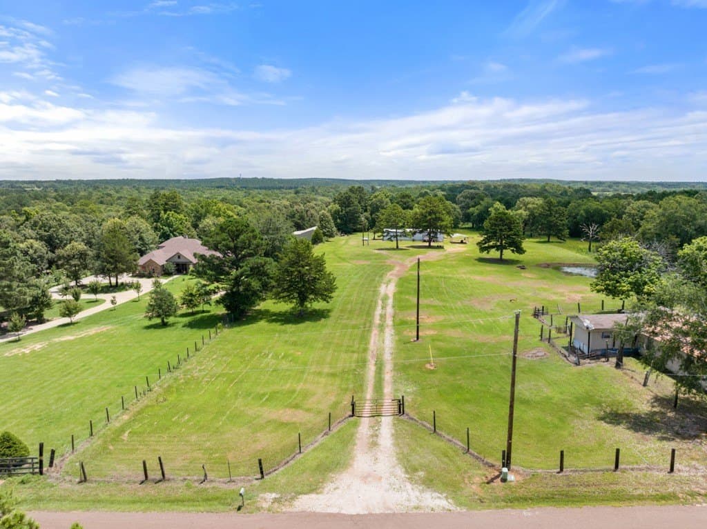30 acres in Smith County featured view