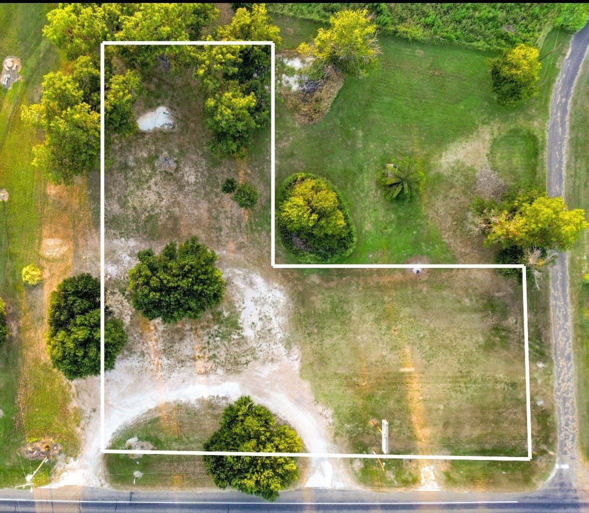 0.92 acres in Robertson County - photo 2