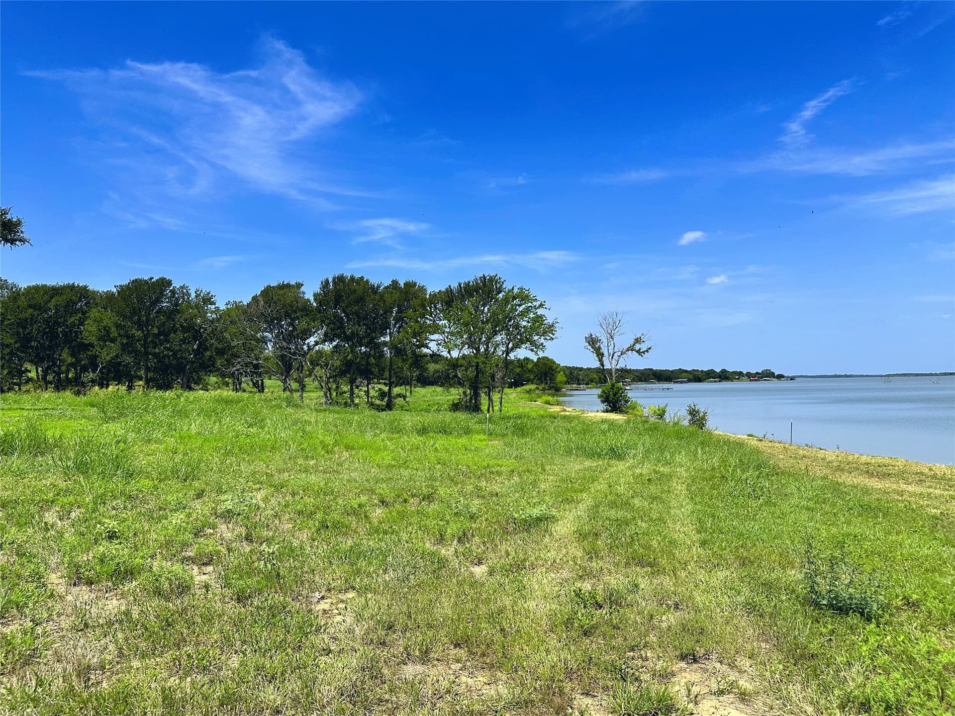 1.02 acres in Navarro County - photo 24
