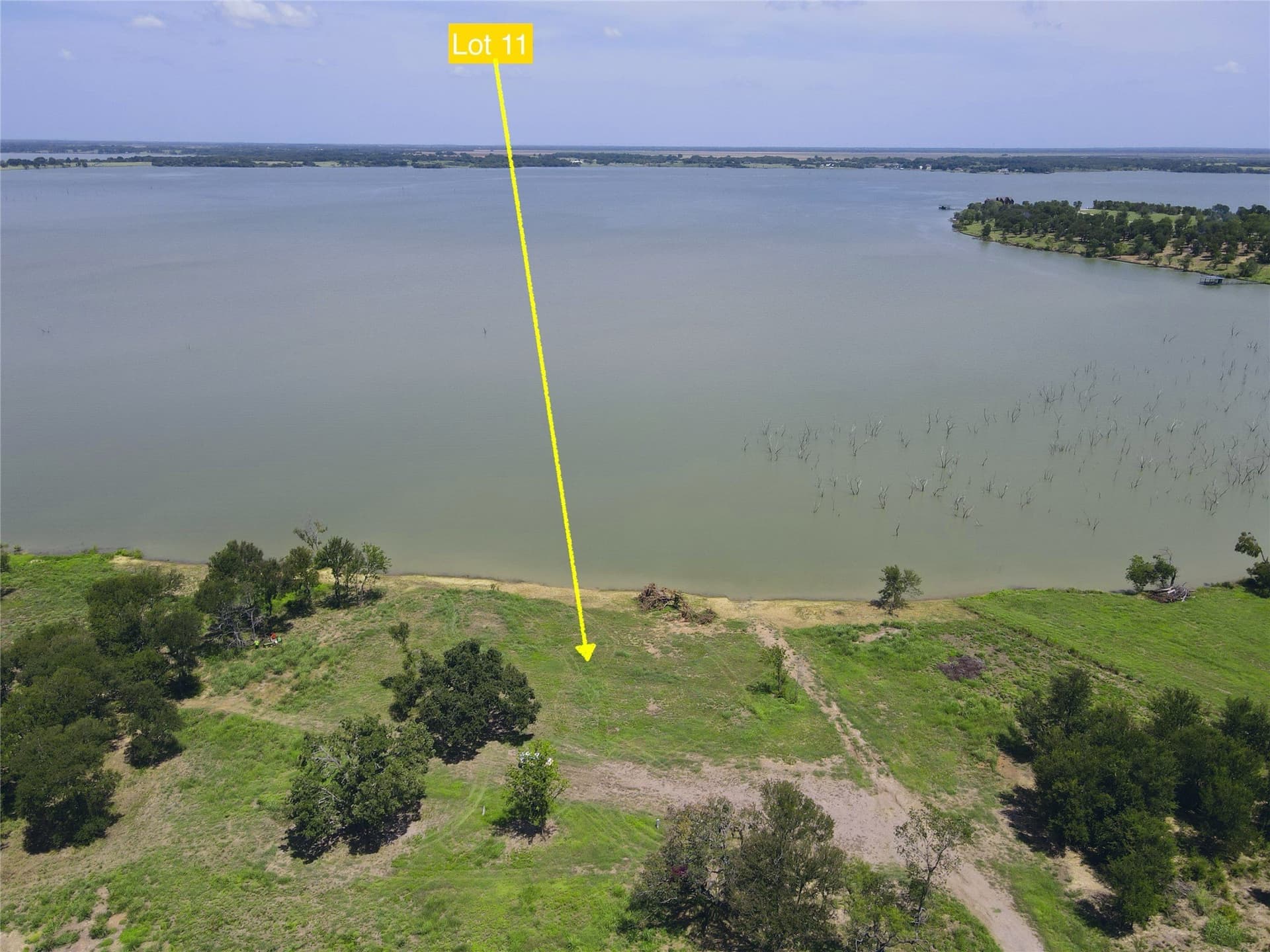 1.02 acres in Navarro County - photo 25