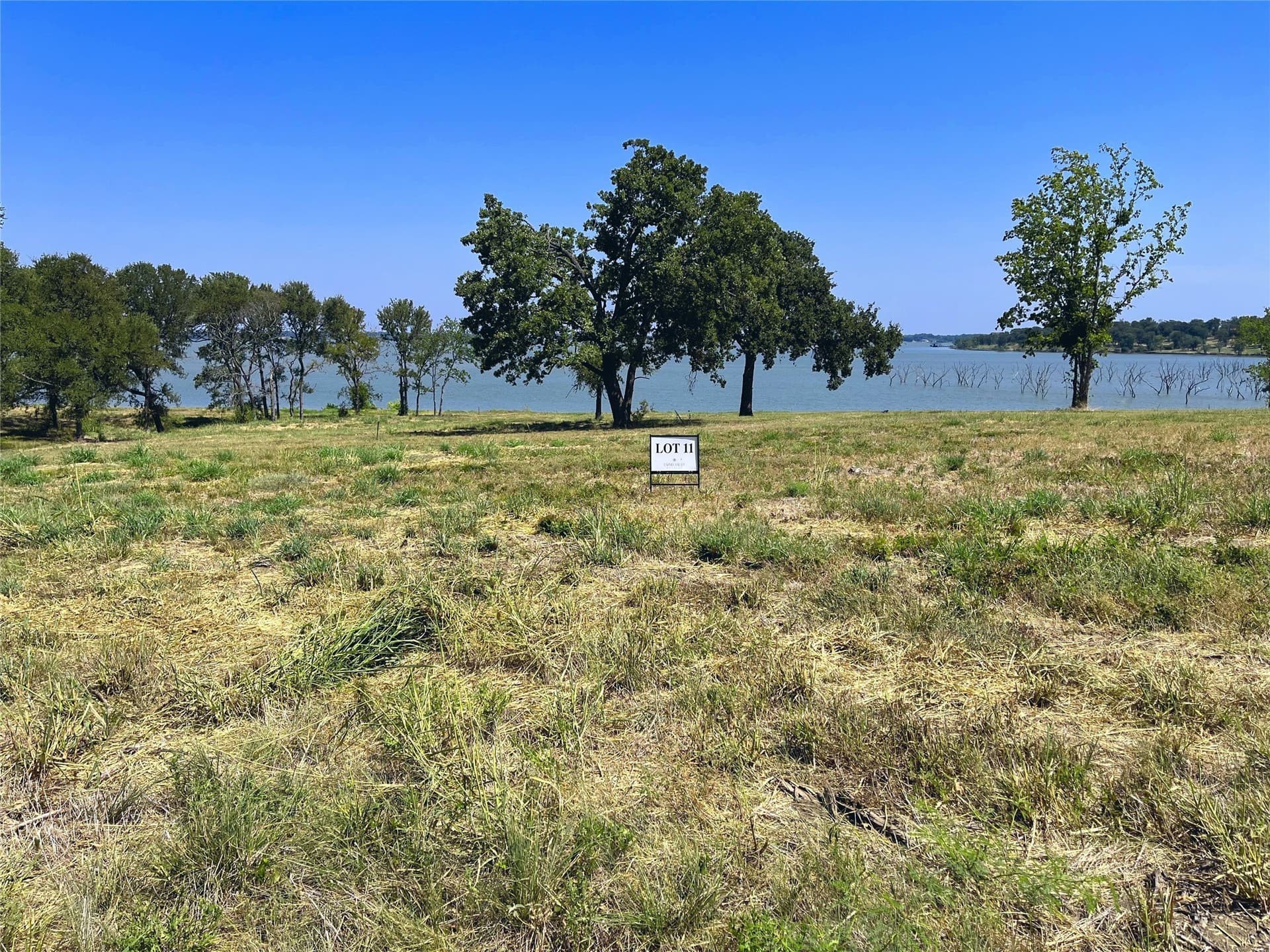 1.02 acres in Navarro County - photo 28